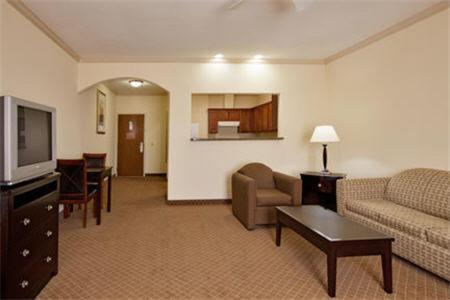 Holiday Inn Express & Suites La Porte, An Ihg Hotel Exterior photo