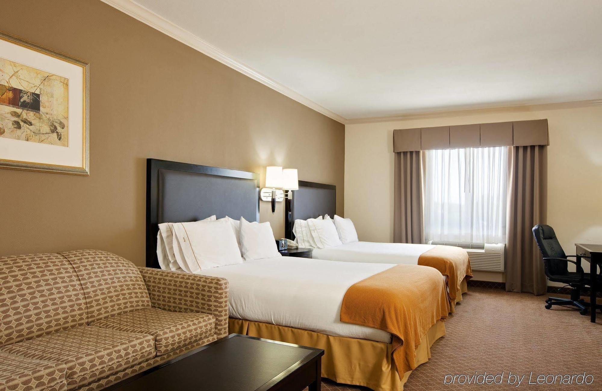 Holiday Inn Express & Suites La Porte, An Ihg Hotel Exterior photo