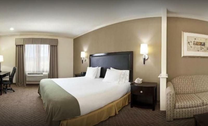 Holiday Inn Express & Suites La Porte, An Ihg Hotel Exterior photo